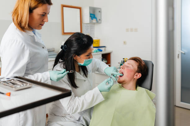 Best Broken or Cracked Tooth Emergency Dentist in Palo, IA